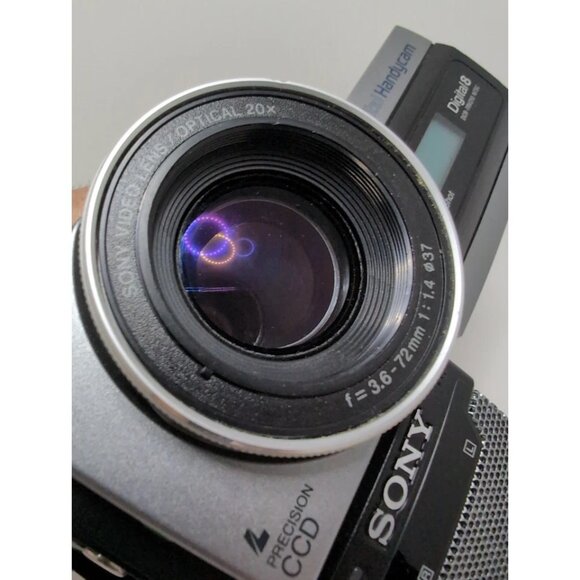 Sony DCR-TRV210 Handycam Hi8 NTSC Digital Camcorder Bundle Vintage 1999 - Picture 11 of 15